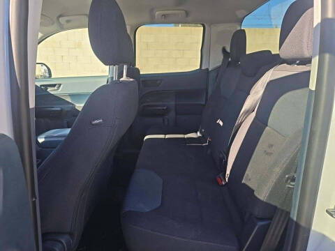 2022 Ford Maverick XL