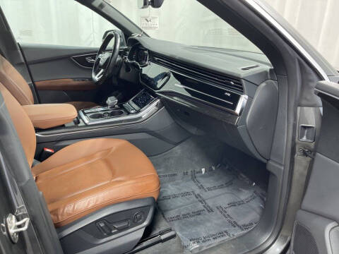 2022 Audi Q8 quattro Premium Plus 55 TFSI