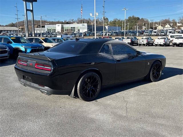 2016 Dodge Challenger R/T Scat Pack