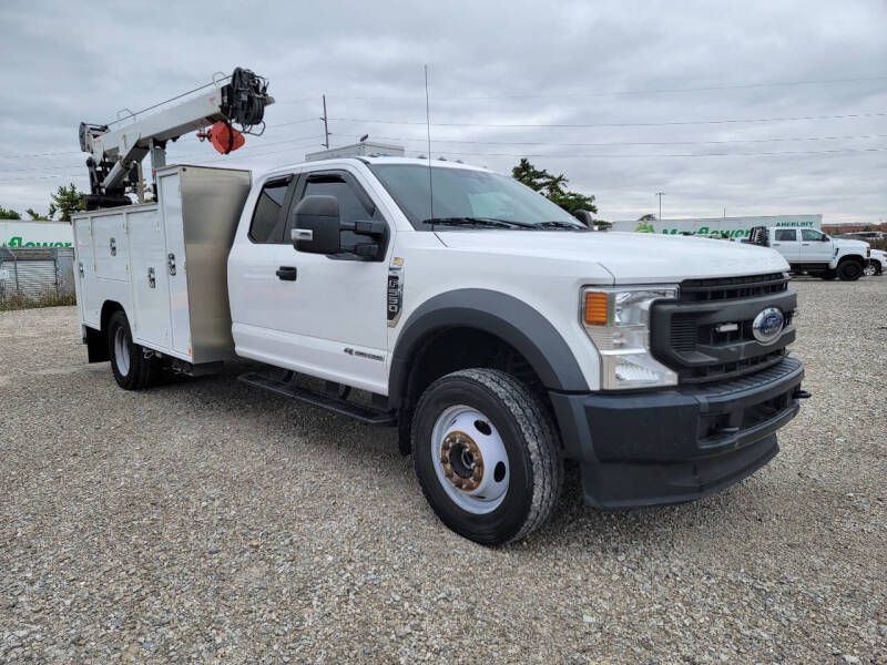 2020 Ford F-550 Super Duty Chassis Cab's photo