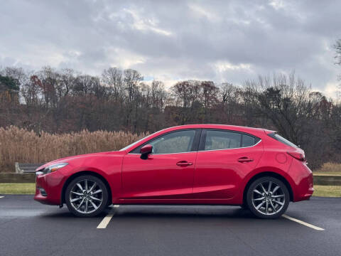 2018 Mazda MAZDA3 Touring