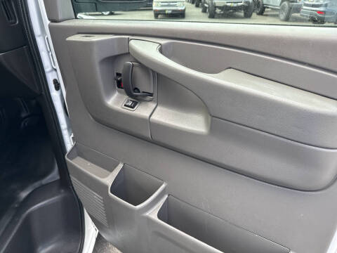 2015 Chevrolet Express LS 2500