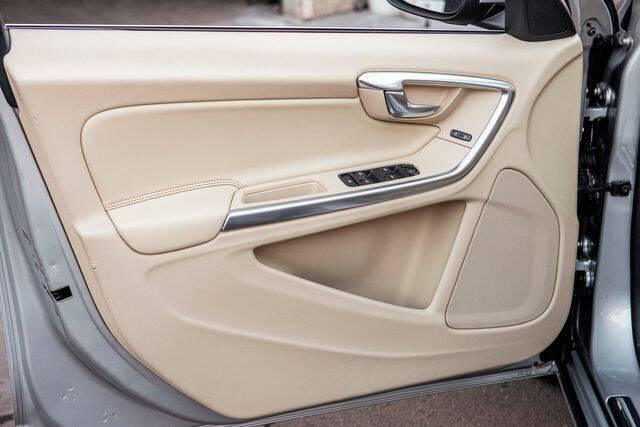 2015 Volvo V60 T5 Drive-E Premier