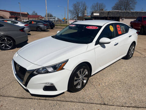 2021 Nissan Altima for sale at BRAMLETT MOTORS in Hope AR