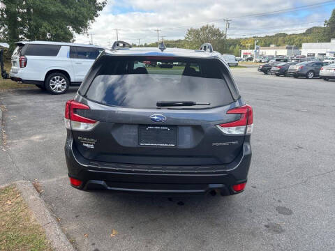 2022 Subaru Forester Premium