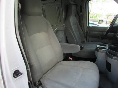 2011 Ford E-Series E-150
