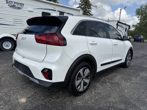 2022 Kia Niro LX