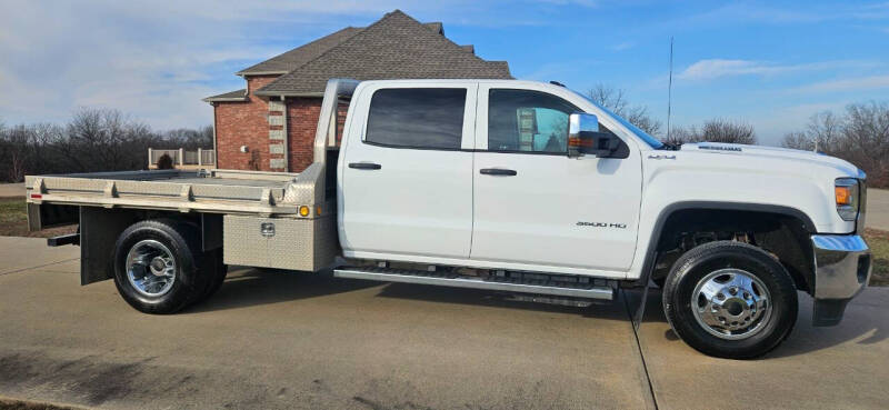 2017 GMC Sierra 3500HD CC