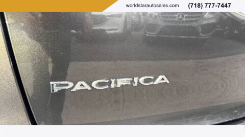 2017 Chrysler Pacifica LX