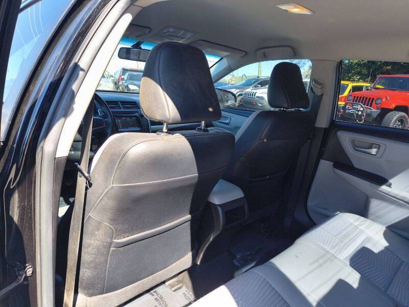 2015 Toyota Camry LE