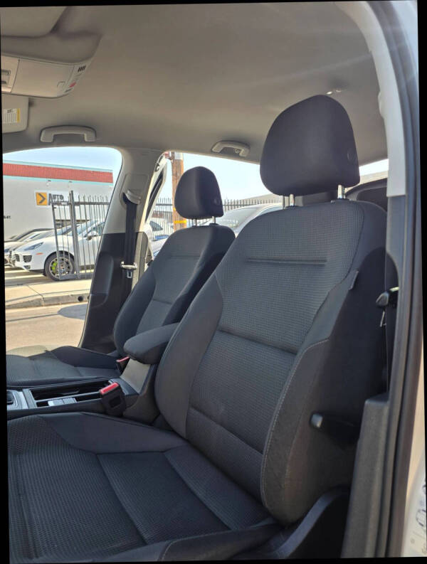 2019 Volkswagen e-Golf SE