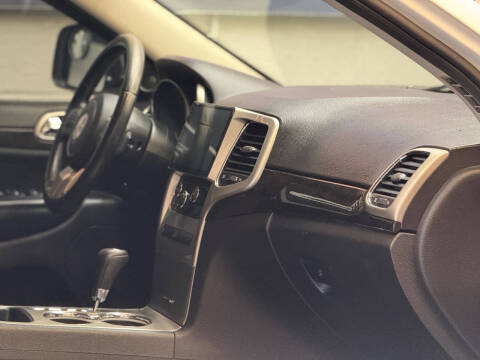 2012 Jeep Grand Cherokee Laredo