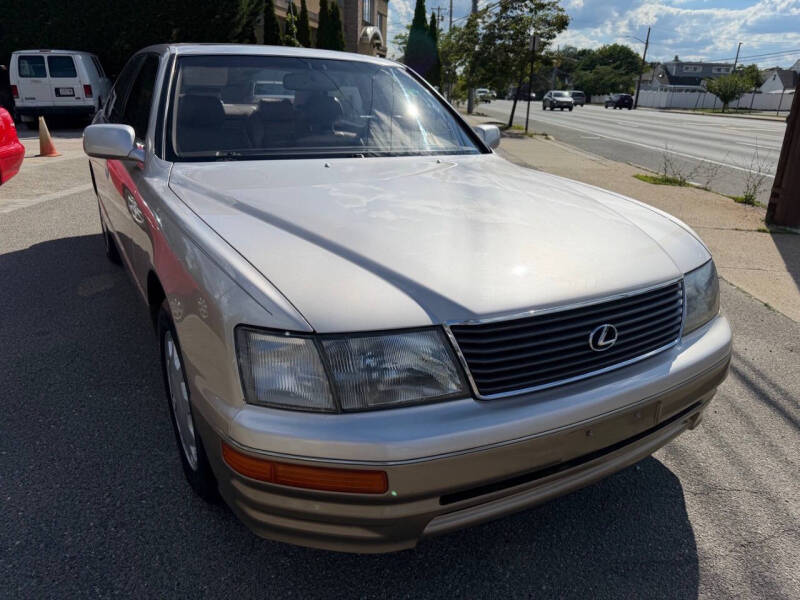 1997 Lexus LS 400
