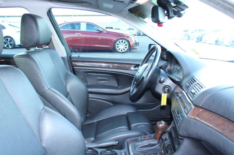 2003 BMW 3 Series 325i