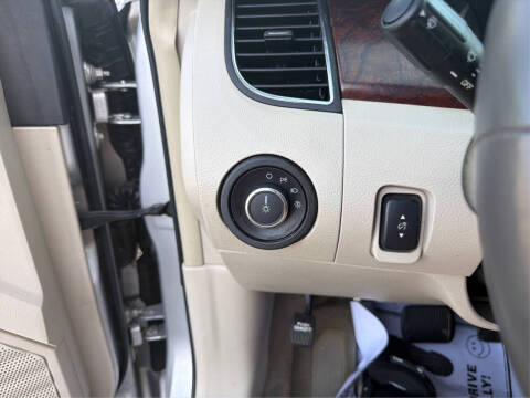 2011 Ford Taurus SEL