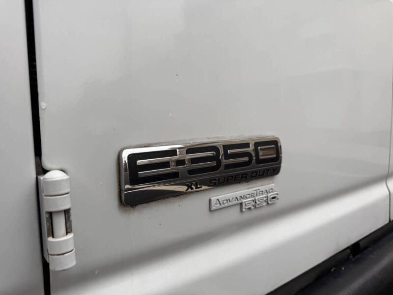 2007 Ford E-Series E-350 SD XLT