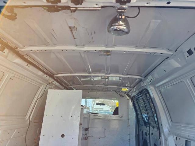 2005 Ford E-Series E-250