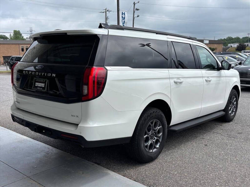2025 Ford Expedition MAX Active