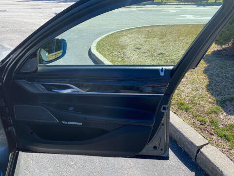 2016 BMW 7 Series 750i xDrive