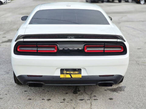 2015 Dodge Challenger SRT Hellcat