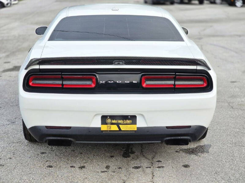 2015 Dodge Challenger SRT Hellcat