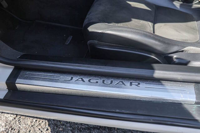 2017 Jaguar F-TYPE Premium