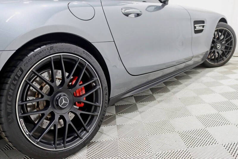 2016 Mercedes-Benz AMG GT S