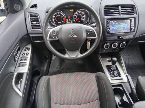 2019 Mitsubishi Outlander Sport SE