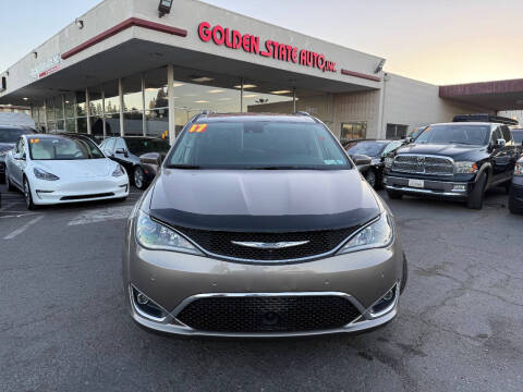 2017 Chrysler Pacifica Touring-L Plus