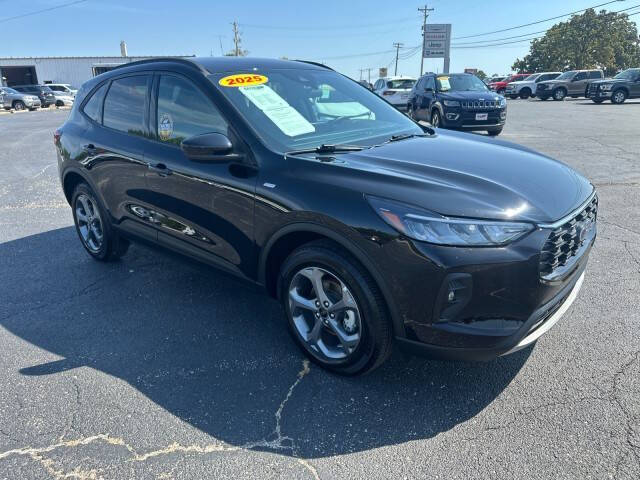 2025 Ford Escape ST-Line Select