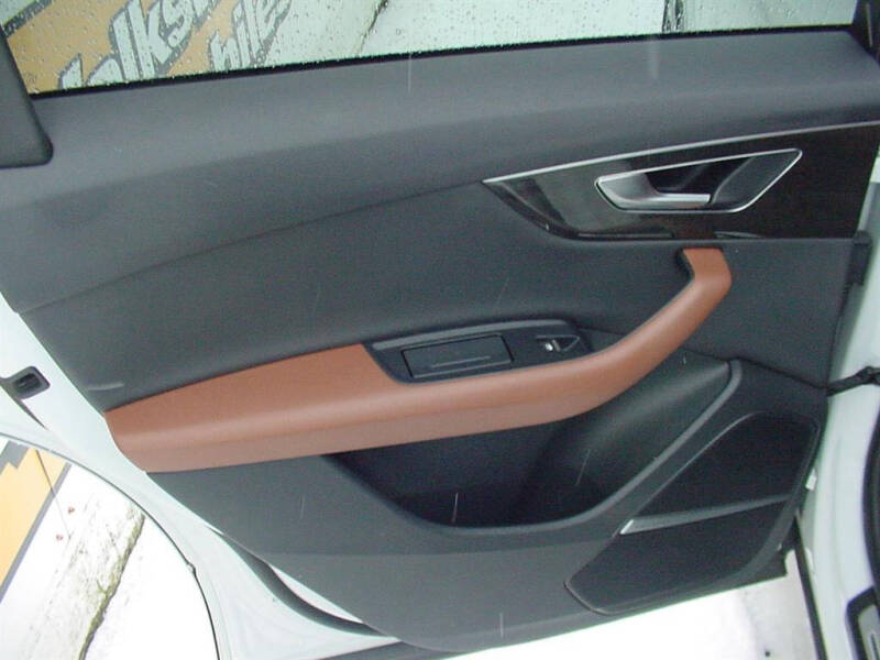 2021 Audi Q7 quattro Premium Plus 55 TFSI