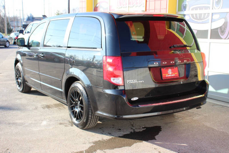 2014 Dodge Grand Caravan SE 30th Anniversary
