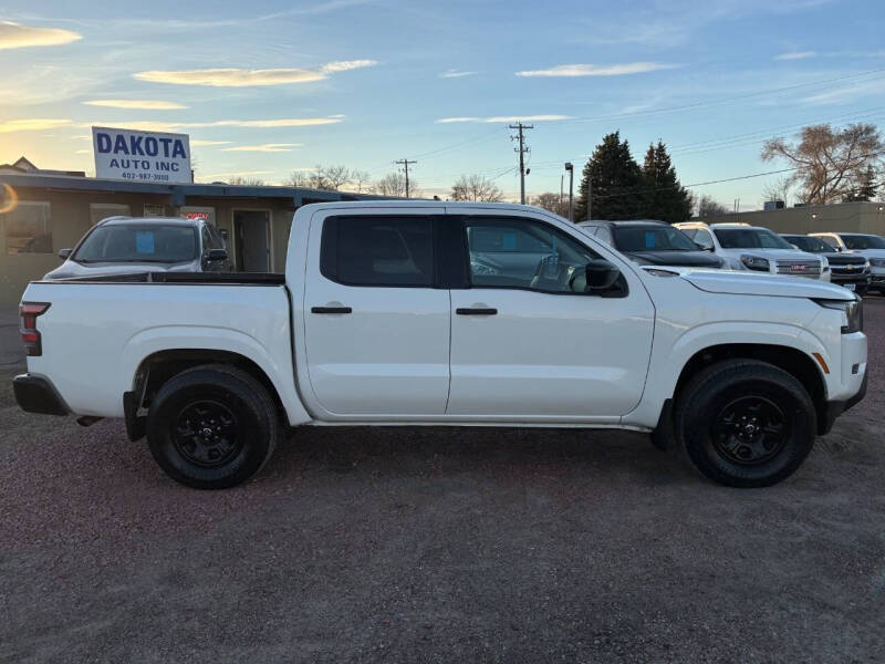 2022 Nissan Frontier S