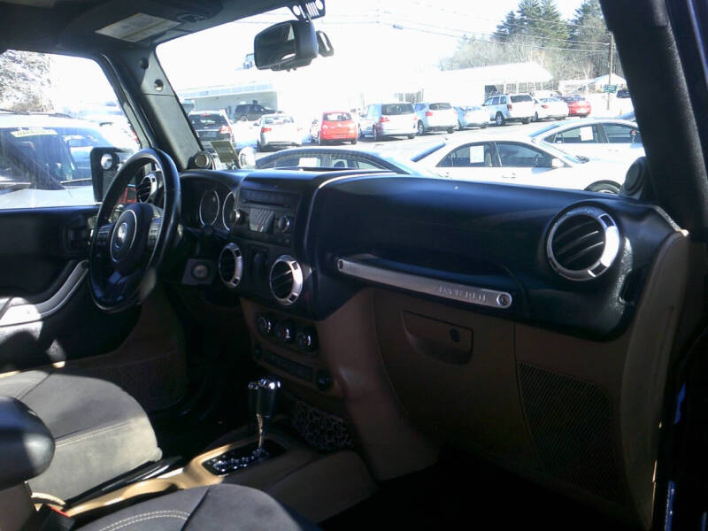 2013 Jeep Wrangler Sahara