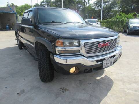 2004 GMC Sierra 2500 for sale at Lone Star Auto Center in Spring TX