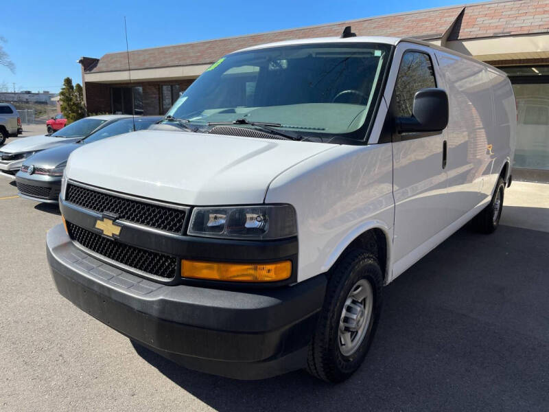 2021 Chevrolet Express 2500