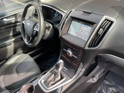 2017 Ford Edge Titanium