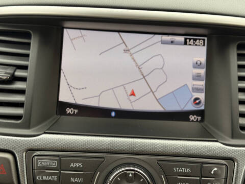 2020 Nissan Pathfinder SL