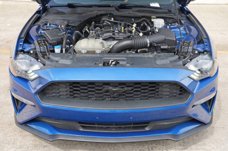 2022 Ford Mustang EcoBoost