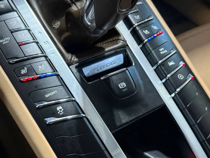 2018 Porsche Macan S