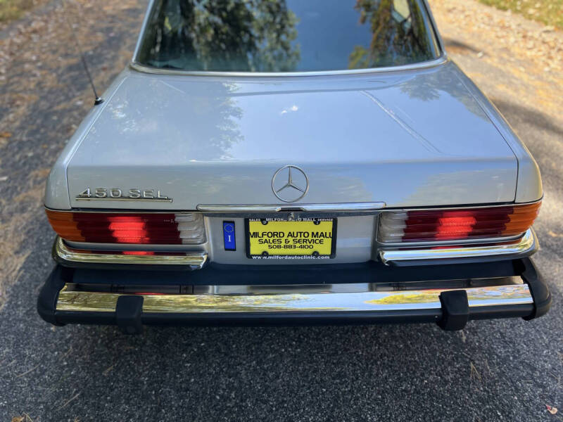 1975 Mercedes-Benz 400-Class