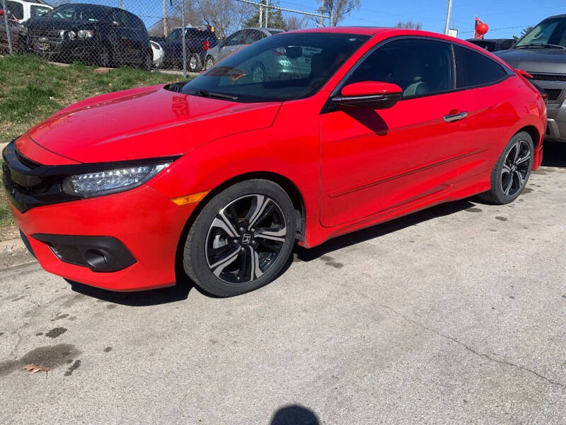 2016 Honda Civic for sale at HIDALGOS AUTO SALES in Omaha NE