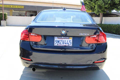 2015 BMW 3 Series 320i