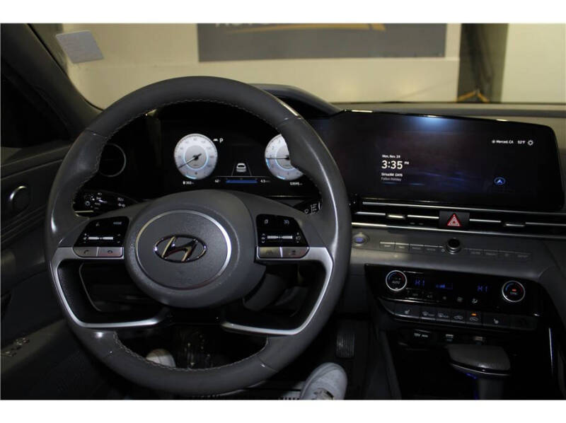 2023 Hyundai Elantra