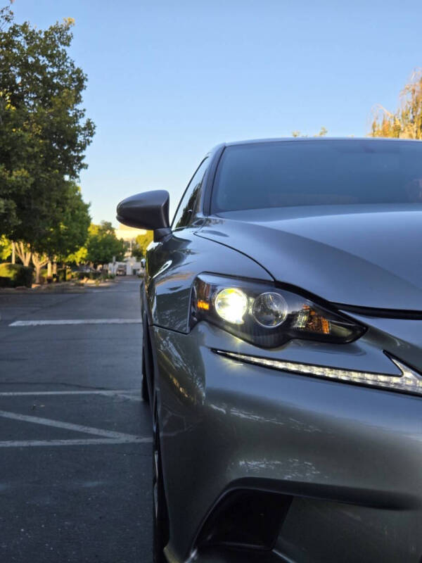 2015 Lexus IS 250