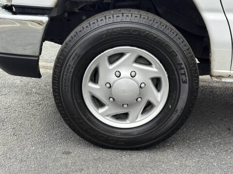 2016 Ford E-Series E-350 SD