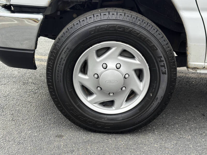 2016 Ford E-Series E-350 SD