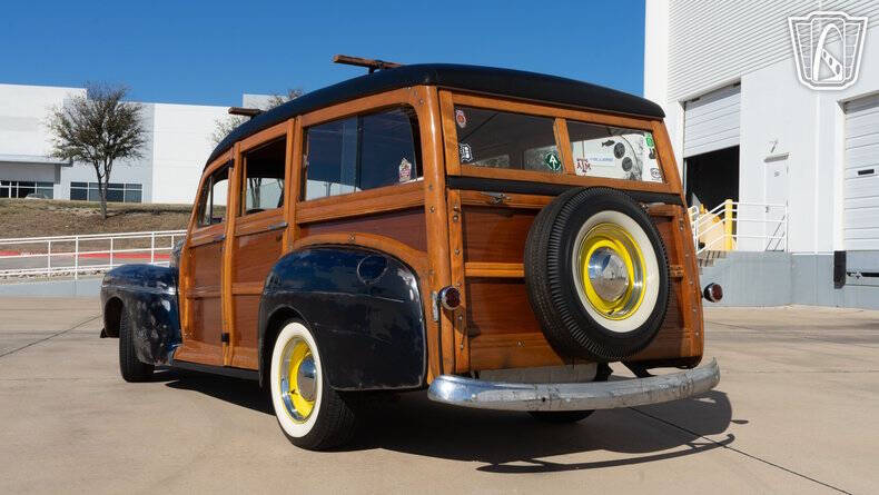 1946 Ford Super Deluxe