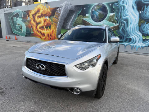 2017 Infiniti QX70
