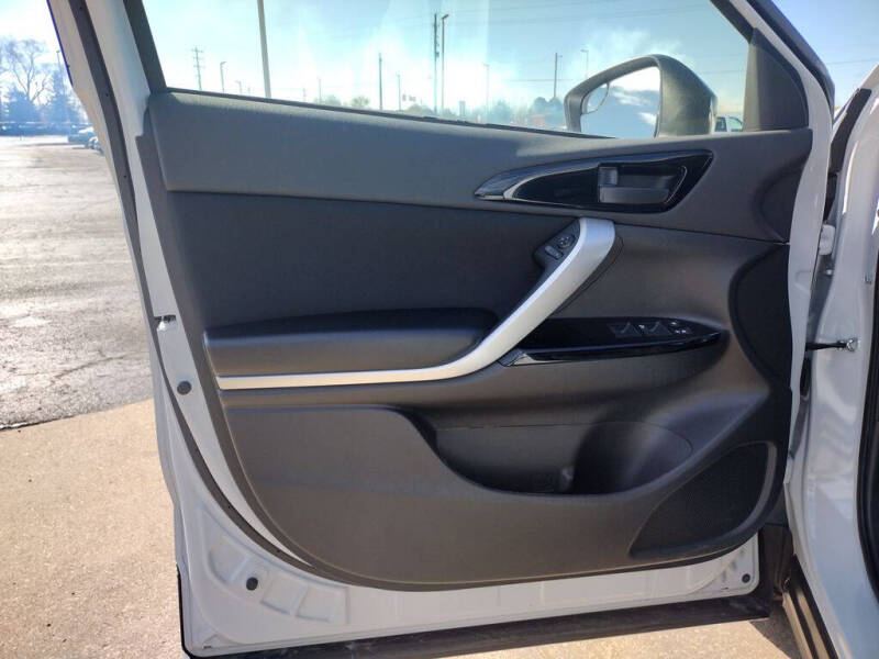 2026 Mitsubishi Eclipse Cross LE